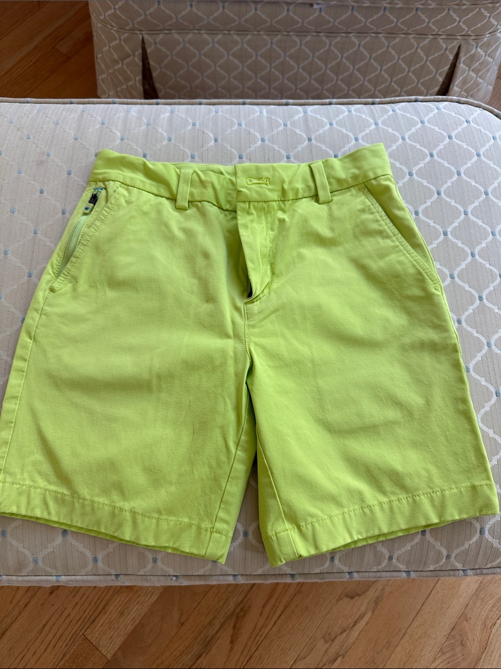 Vineyard Vines Boys Performance Shorts, size 12